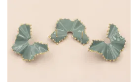 Hoja ondulada esmalte Azul Ribetes Dorados 40*30 / Base Pendientes 