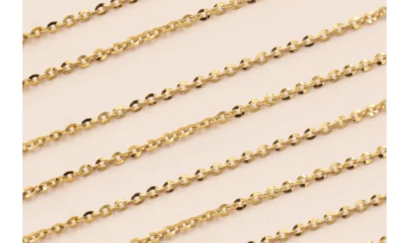 Cadena Acero Inox. Eslabón ovalado Plano 4*3mm Oro