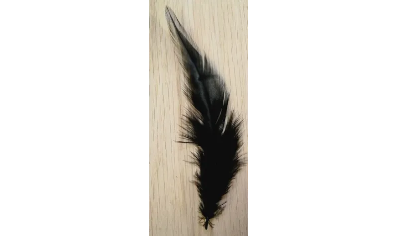 Pluma teñida Negra 100-130mm / Cuentas y Plumas