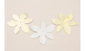 Flor Plata y Oro 55mm diámetro / Cuentas y Lentejuelas