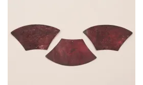 Cuña Morada 55*32mm / Cuentas y Lentejuelas