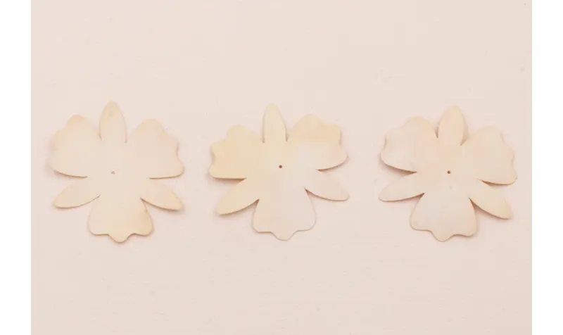 Flor de 37mm Rosa Palo Mate / Cuentas y Lentejuelas