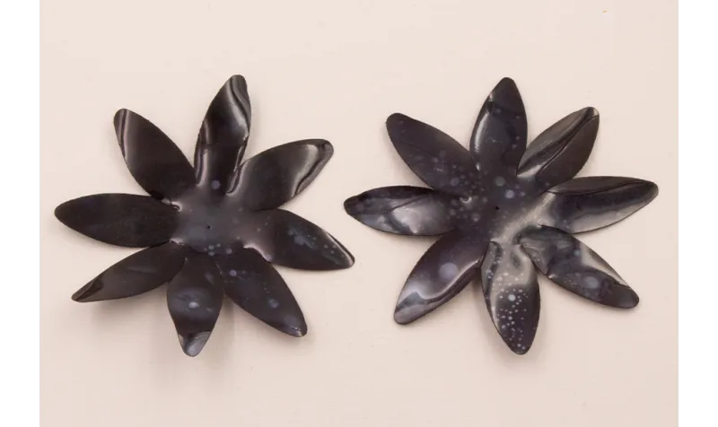 Flor de 90mm Negro Borroso / Cuentas y Lentejuelas