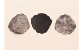 Escama Negra 37*35mm / Cuentas y Lentejuelas