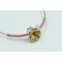 Pulsera rigida flor esmaltada blanca y alfiler bol