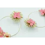 Pendientes aro con flores rosas cosidas y rectangu