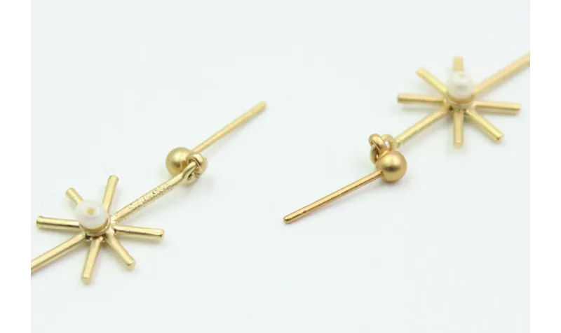 Pendientes colgante rayo de sol 3-3,2mm con perla