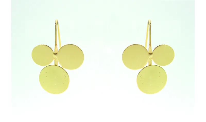 Pendientes sencillos con discos soldados en oro ma