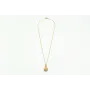 Solitario con cadena de eslabón pequeño dorado y c