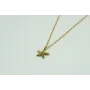 Solitario con cadena de eslabón pequeño dorado y c