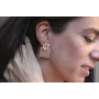 Pendientes perno flor oro mate y cuadrado esmaltad
