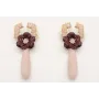 Pendientes miyuki rosa mate con flor esmaltada gra