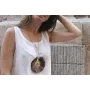 Collar largo roseton pompones color topo, brillo n