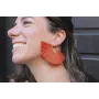 Pendientes de aro con pompones naranjas y rueditas