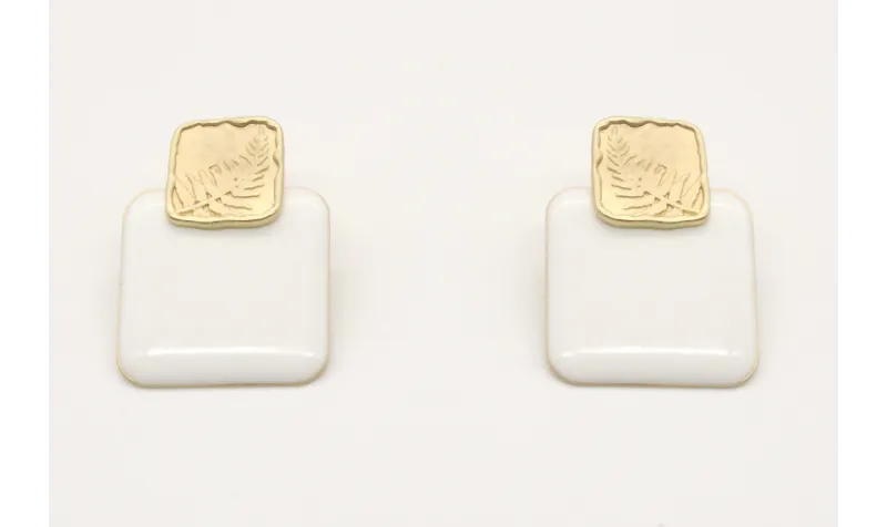 Pendientes cuadrado esmaltado blanco con perno cua