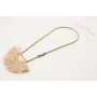 Collar macrame rosita con semidisco de pompones be