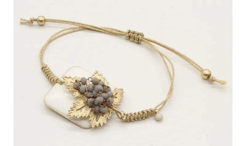 Pulsera cordón macramé oro palido con cuadrado esm