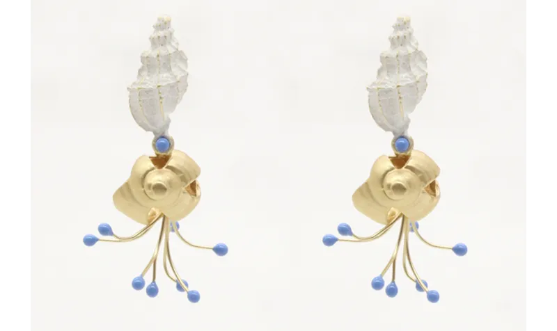 Pendinetes caracola esmaltada blanca con caracola 