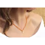 Collar con coralitos naranjas y colgante medialuna
