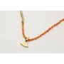 Collar coralitos naranjas, bolas oro mate y colgan