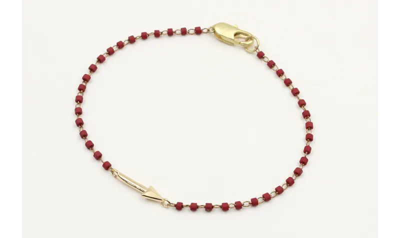 Pulsera cadena miyuki granate con flecha. Largo 17