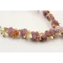 Collar hojas parra con burruños de bolas moradas, 