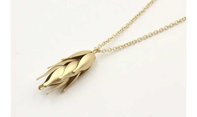 Collar cadena eslabón redondo pequeño oro mate y c