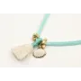 Collar seda color menta con colgante concha borde 