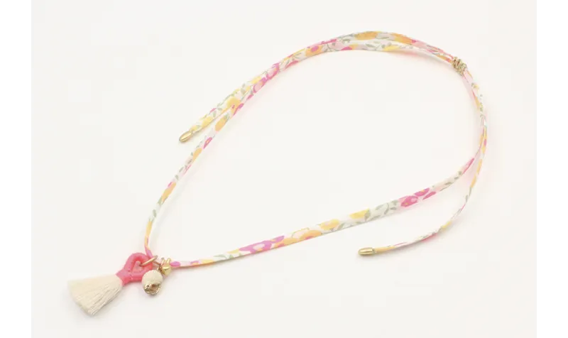 Collar lazo liberty flores fuxias con colgante car