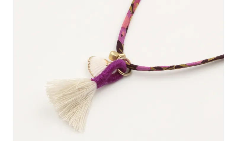 Collar lazo liberty morado,marróm,salmón con colga