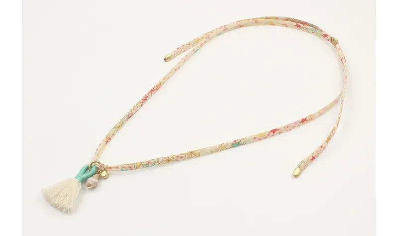 Collar lazo liberty estrellas con colgante caracol