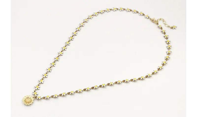 Collar cadena margaritas blancas y amarillas con c