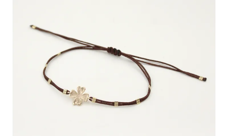 Pulsera hilo macramé marrón chocolate con tubitos 