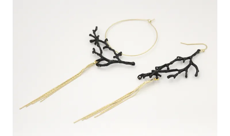 Pendientes irrregulares rama de coral esmaltada ne