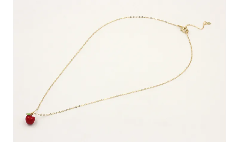 Solitario cadena eslabón dorado con manzana esmalt
