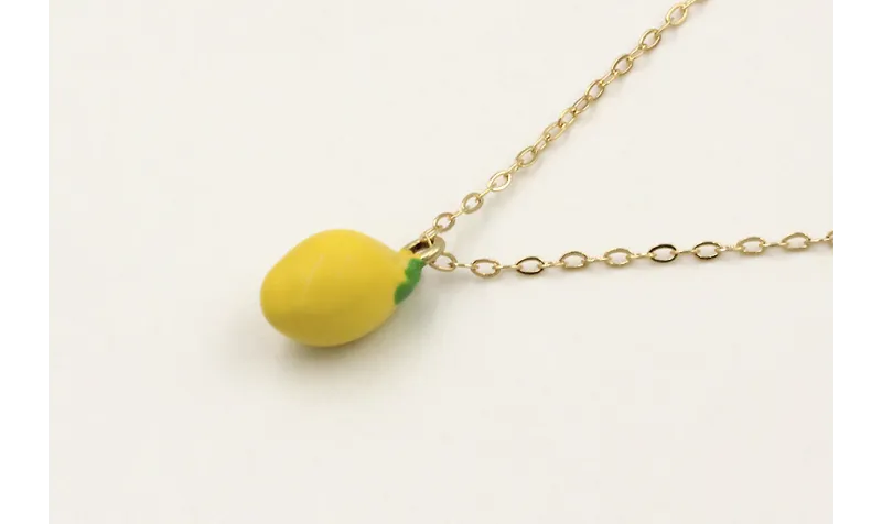 Solitario cadena eslabón dorado con limón esmaltad