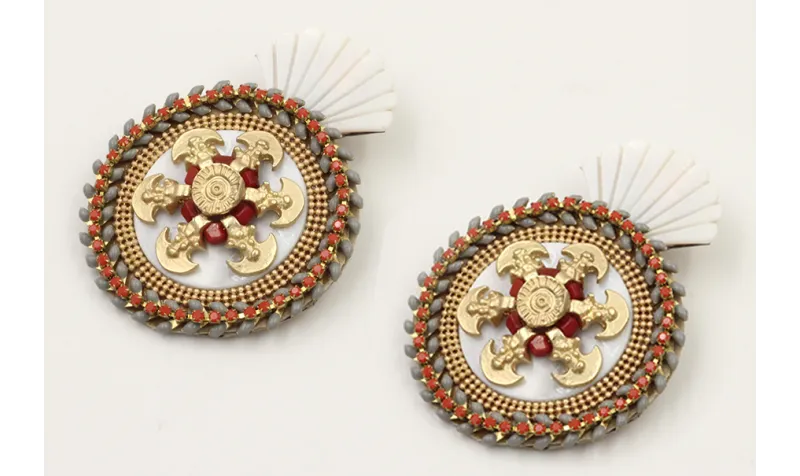 Pendientes perno concha triangular nacar colgante 