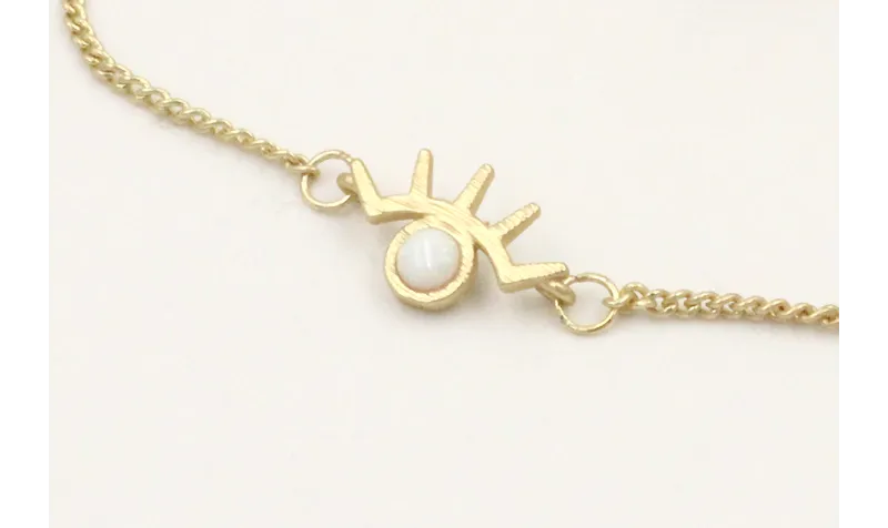 Pulsera cadena eslabón plana dorada mate con entre