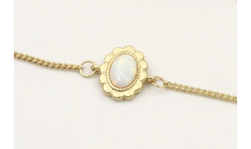 Pulsera cadena eslabón plana dorada mate con entre
