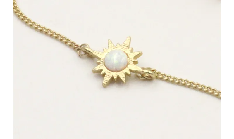 Pulsera cadena eslabón plana dorada mate con entre