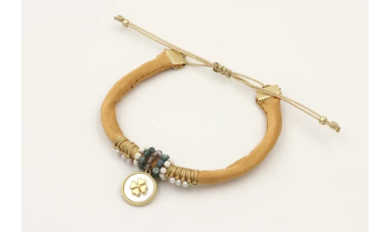 Pulsera seda rellena mostaza con nudo macrame con 