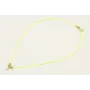 Collar hilo amarillo fluor con colgante lamina lab