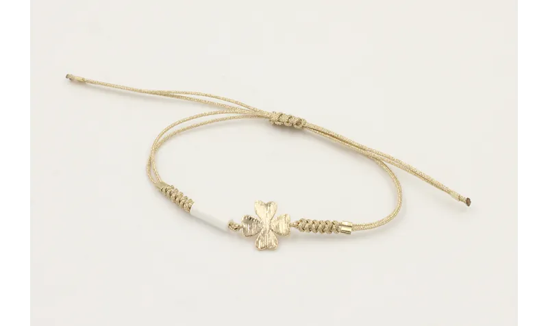 Pulsera hilo dorado palido con nudo serpiente y tr