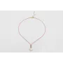 Collar hilo color rosa con nudo macramé dorado pal