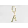 Singel earring cierre aro dorado, colgante letra A