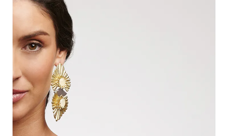 Pendientes hoja estriada con flores rematadas con 