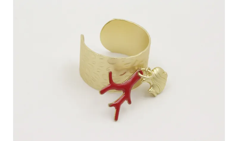 Anillo base labrada dorada mte con rama plana de c