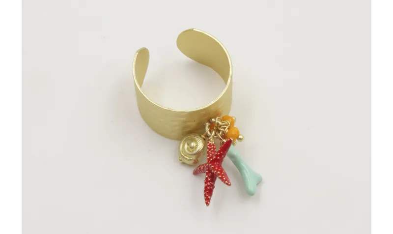 Anillo base labrada dorada mate con estrella esmal