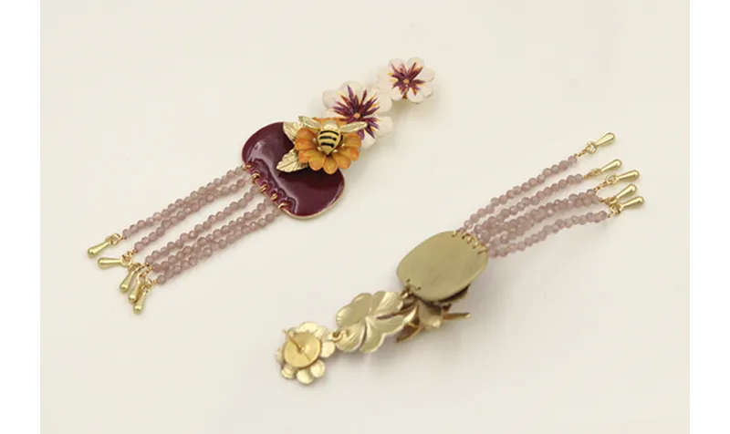 Pendientes flores blanca,morada,naranja,rectangulo