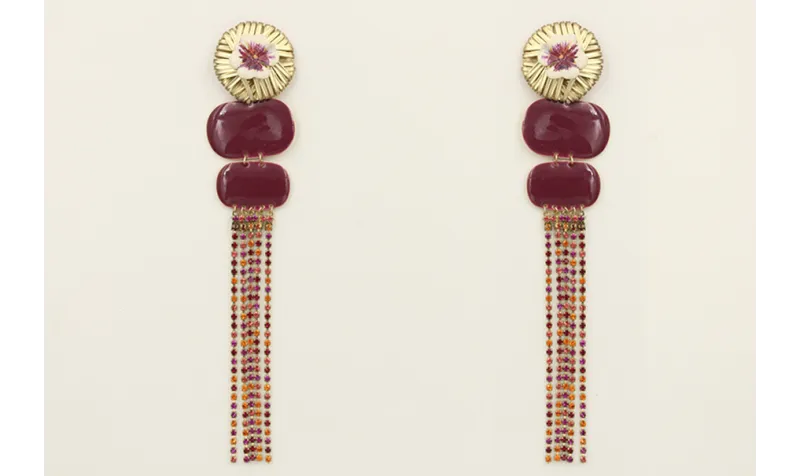 Pendientes perno disco tiras dorado mate con flor 